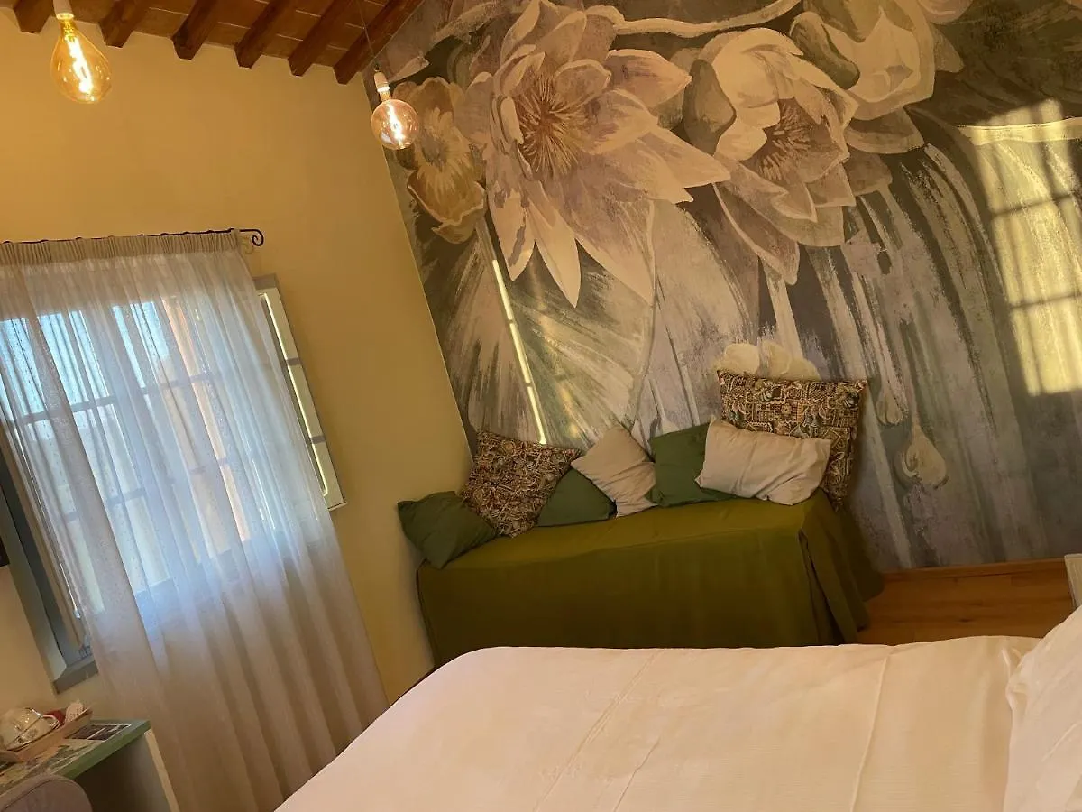 Podere Benintendi Certaldo 3*,  Italy